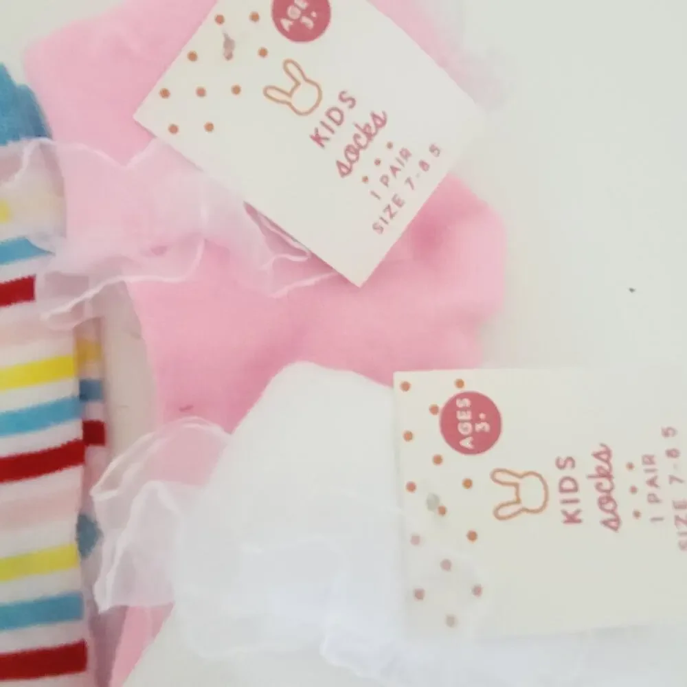 Bundle 5 pairs new girls socks